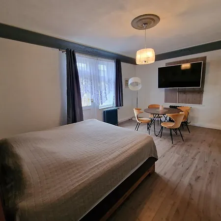 Haensch ホテル Großschönau